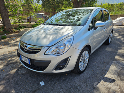 Opel corsa 1.2 gpl casa madre