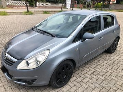 Opel corsa 2007 benzina andata per neopatentati