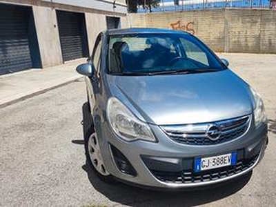 OPEL Corsa GPL TECH casa madre Neopatentati