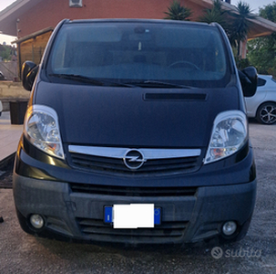 Opel Vivaro Combi