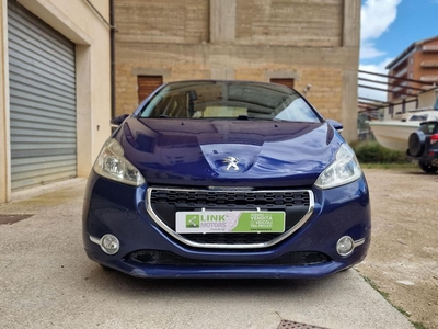 Peugeot 208 1.4 HDi 68 CV