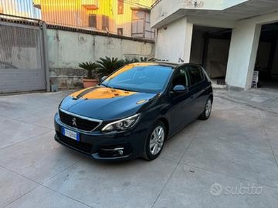 Peugeot 308 1.5cc 130cv automatica