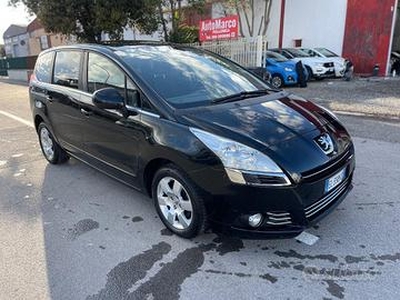 PEUGEOT 5008 7 POSTI 1.6 HDi 112 CV Business