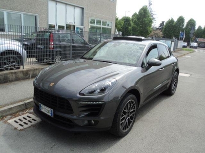 PORSCHE MACAN 2.0