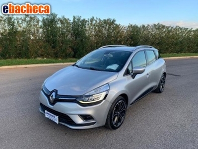 Renault - clio sporter..