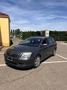 Toyota Avensis StationWagon