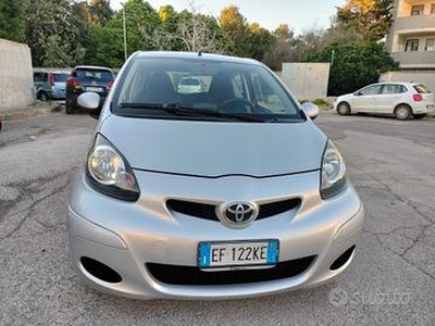 Toyota Aygo 1.0 12V VVT-i 3 porte Now Connect