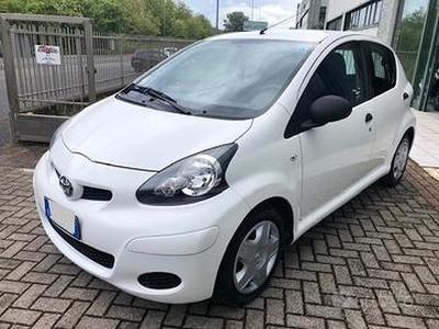 Toyota Aygo 1.0 12V VVT-i 5 porte Sol Connect