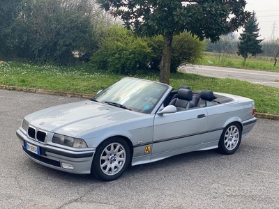 Usato 1997 BMW 320 Cabriolet 2.0 Benzin 150 CV (9.900 €)