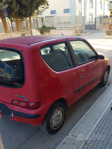 Usato 1998 Fiat 600 Benzin (1.600 €)