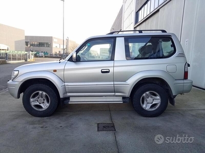 Usato 2000 Toyota Land Cruiser 3.0 Diesel 125 CV (14.900 €)