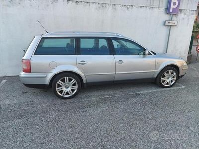 Usato 2001 VW Passat 1.9 Diesel 110 CV (1.700 €)