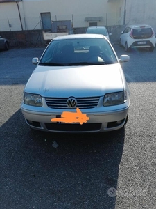 Usato 2001 VW Polo 1.4 Benzin 75 CV (750 €)