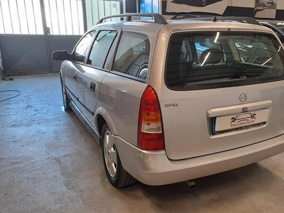 Usato 2002 Opel Astra 1.6 Benzin 101 CV (1.950 €)