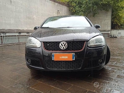 Usato 2004 VW Golf V 2.0 Diesel (4.490 €)