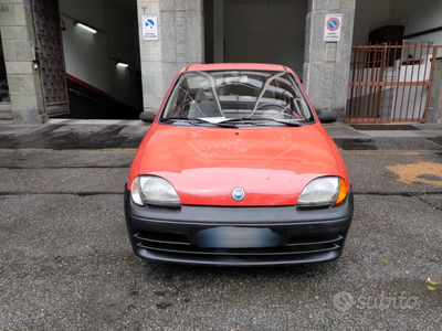Usato 2005 Fiat 600 1.1 Benzin 54 CV (1.490 €)