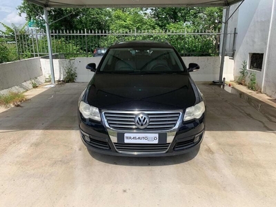 Usato 2006 VW Passat 2.0 Benzin 150 CV (6.850 €)