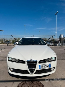 Usato 2008 Alfa Romeo 159 1.9 Diesel 150 CV (2.890 €)