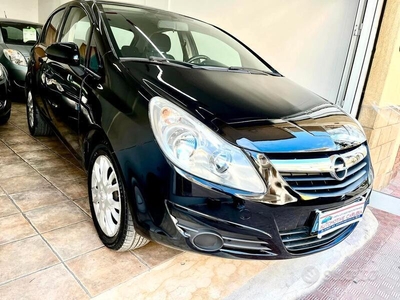 Usato 2008 Opel Corsa 1.2 Diesel 75 CV (3.899 €)