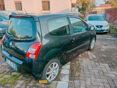 Usato 2008 Renault Twingo 1.1 Benzin 76 CV (2.900 €)
