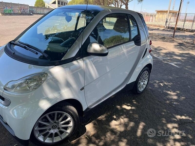 Usato 2008 Smart ForTwo Coupé 0.8 Diesel 45 CV (5.490 €)