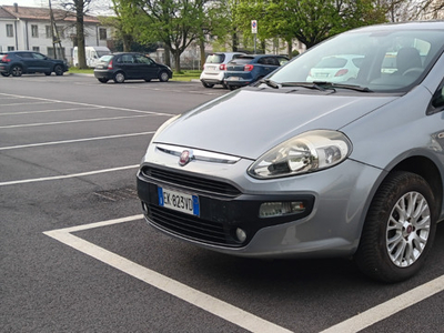 Usato 2012 Fiat Grande Punto 1.4 CNG_Hybrid 77 CV (3.500 €)