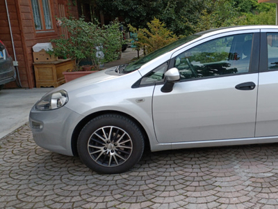 Usato 2012 Fiat Punto Evo 1.2 Benzin 65 CV (5.500 €)