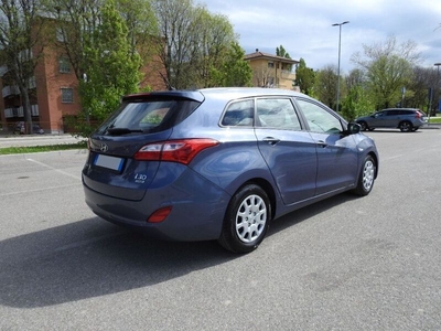 Usato 2013 Hyundai i30 1.6 Diesel 110 CV (6.900 €)