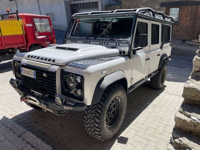 Usato 2013 Land Rover Defender 2.2 Diesel 122 CV (50.000 €)