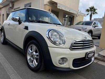 Usato 2013 Mini ONE 1.6 Diesel 90 CV (7.600 €)