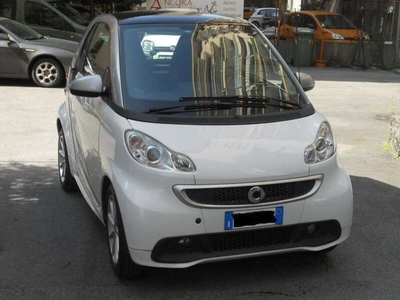 Usato 2013 Smart ForTwo Coupé 1.0 Benzin 71 CV (7.500 €)