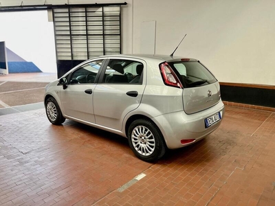 Usato 2014 Fiat Punto 1.2 Benzin 69 CV (7.000 €)