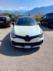 Usato 2014 Renault Clio IV 1.6 Benzin 200 CV (15.000 €)