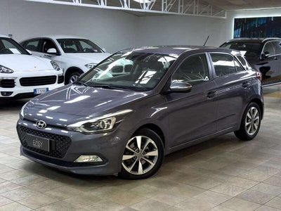 Usato 2015 Hyundai i20 1.1 Diesel 75 CV (6.900 €)