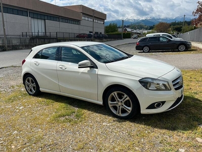Usato 2015 Mercedes A180 1.5 Diesel 109 CV (12.400 €)