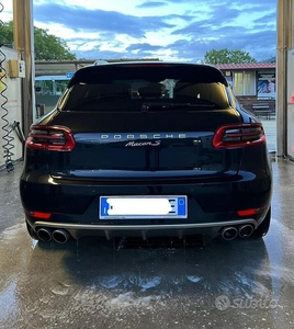 Usato 2015 Porsche Macan 3.0 Diesel 250 CV (38.500 €)