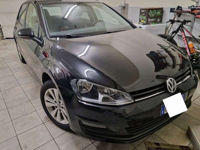 Usato 2015 VW Golf 1.6 Diesel 110 CV (9.900 €)