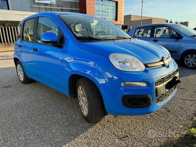 Usato 2016 Fiat Panda 1.2 Benzin 69 CV (5.800 €)