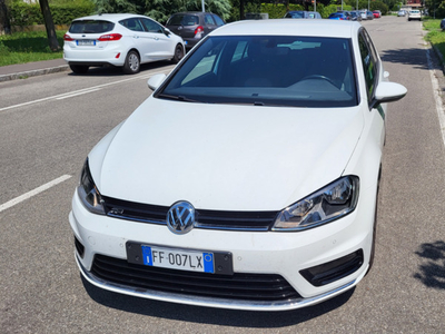 Usato 2016 VW Golf VII 1.6 Diesel 110 CV (15.500 €)