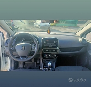 Usato 2017 Renault Clio IV 1.1 Diesel 48 CV (8.000 €)