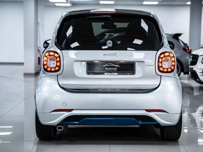 Usato 2017 Smart ForTwo Coupé 0.9 Benzin 90 CV (17.499 €)