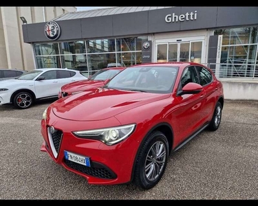 Usato 2018 Alfa Romeo Stelvio 2.0 Benzin 280 CV (28.500 €)