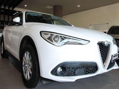 Usato 2018 Alfa Romeo Stelvio 2.1 Diesel 179 CV (22.900 €)