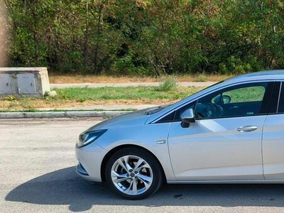 Usato 2018 Opel Astra 1.6 Diesel 110 CV (12.000 €)