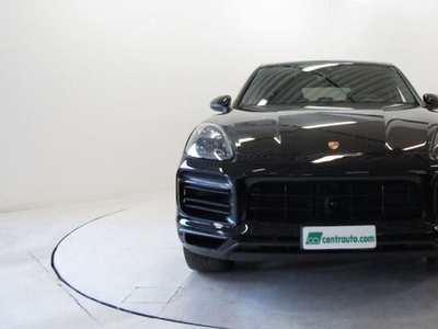 Usato 2018 Porsche Cayenne 2.9 Benzin 441 CV (42.000 €)