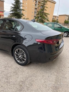 Usato 2019 Alfa Romeo Giulia 2.1 Diesel 160 CV (19.000 €)