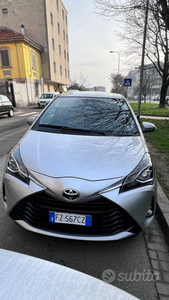 Usato 2019 Toyota Yaris Benzin (13.500 €)