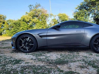 Usato 2020 Aston Martin V8 4.0 Benzin 510 CV (139.000 €)