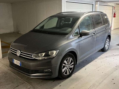 Usato 2020 VW Touran 2.0 Diesel 116 CV (25.000 €)