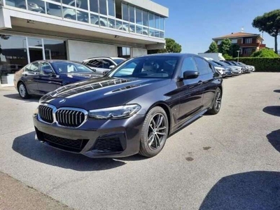 Usato 2021 BMW 520 2.0 El_Diesel 190 CV (39.000 €)